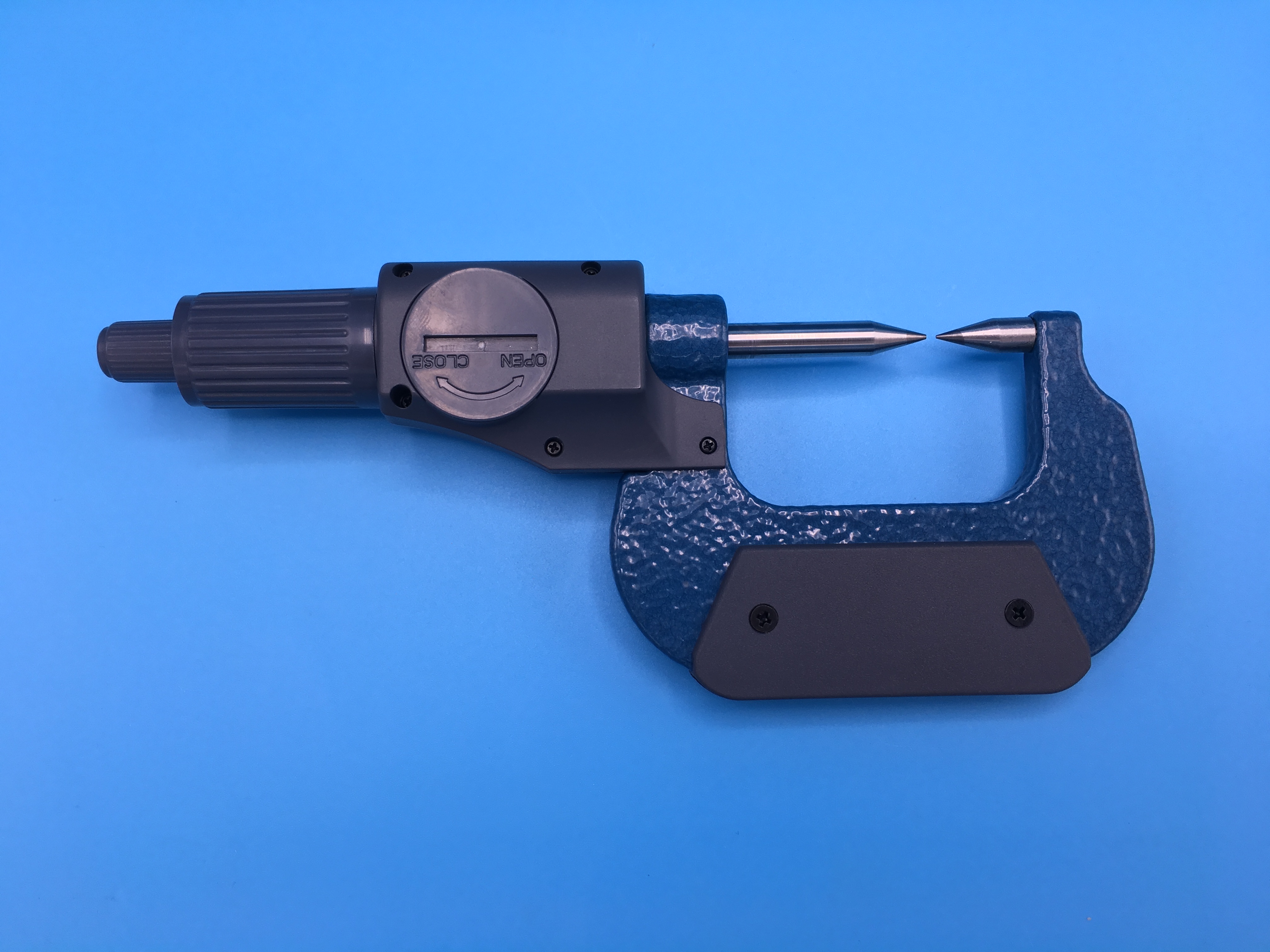 iGaging 35-040-202 Point Micrometer Outside Digital Electronic with Large Display 1-2"