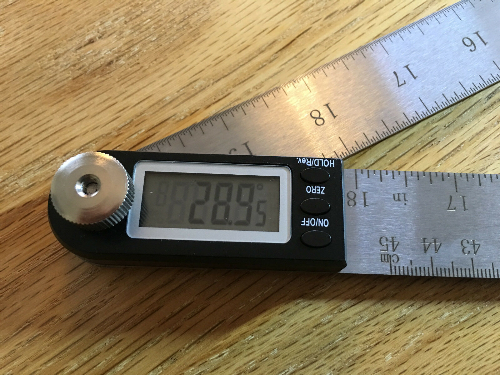Digital Protractor with 7" and 4" Stainless Steel Blade (35-407)