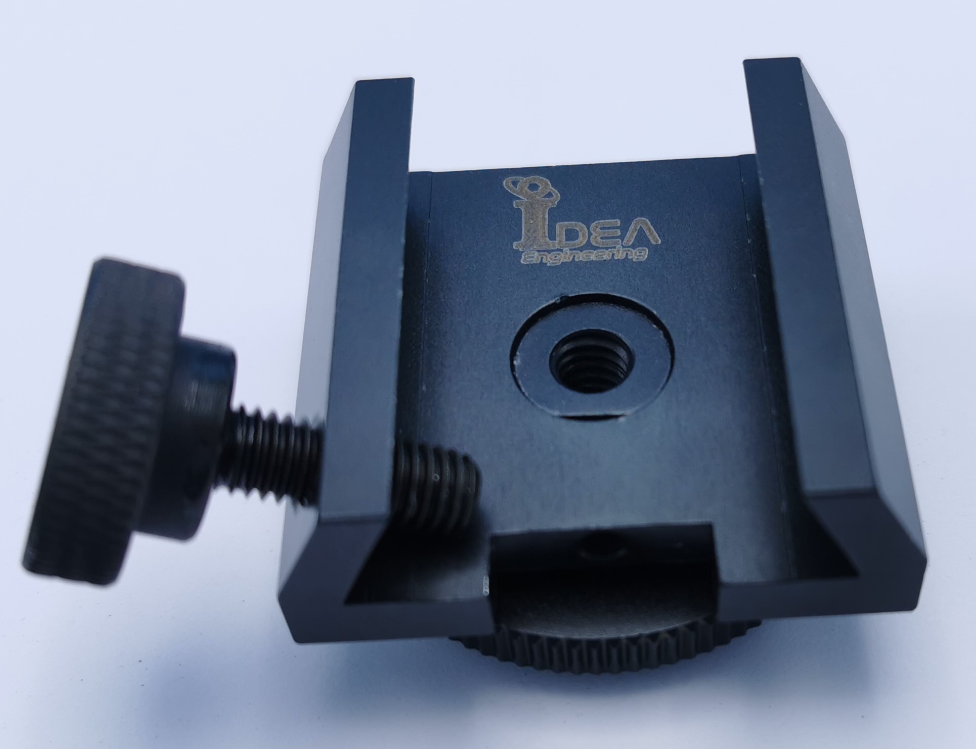 IDEA Engineering Vixen finder dovetail for DSLR cameras